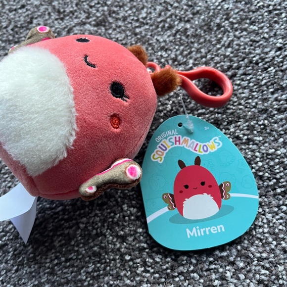Mirren Squishmallow Clip - Picture 3 of 3